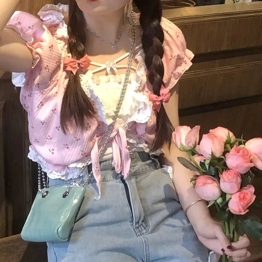 杜鹃花飞